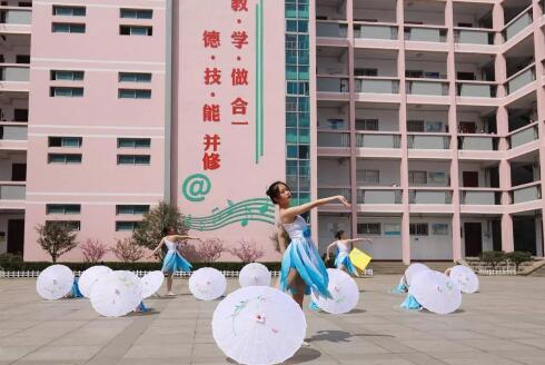 兩個專業新入選青島市骨幹專業