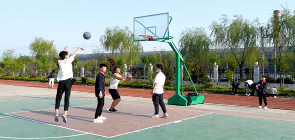 鄆城新華職業中等專業學校體育運動