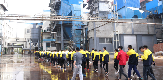 臨沂電力學校學生進電廠實訓