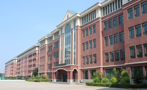 濰坊弘景中醫藥學校教學樓