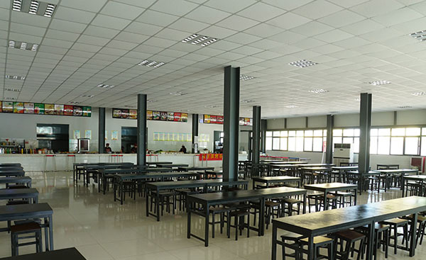 濰坊弘景中醫藥學校食堂