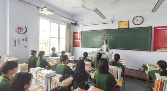魯北技師學院學生課堂