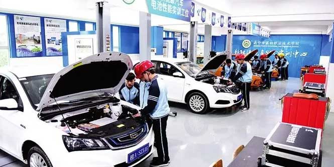 汽車檢測與維修