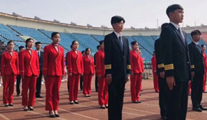 航空服務學子