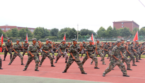 新生軍訓